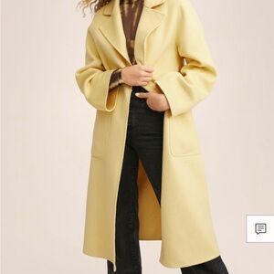 Yellow wool coat 💛